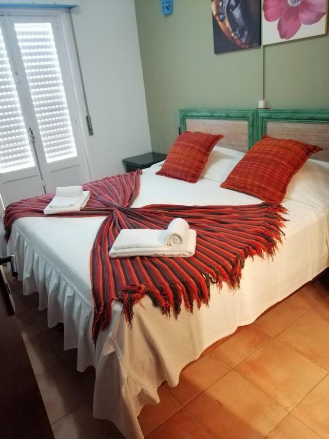 Lagos Central Hostel Bagian luar foto