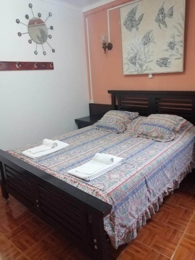 Lagos Central Hostel Bagian luar foto