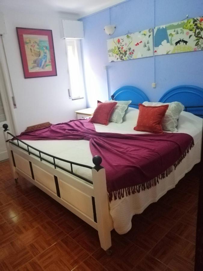 Lagos Central Hostel Bagian luar foto
