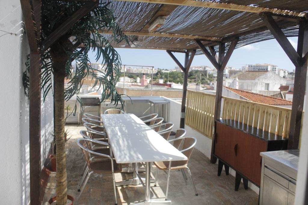 Lagos Central Hostel Bagian luar foto