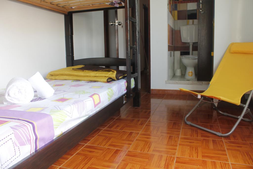 Lagos Central Hostel Bagian luar foto