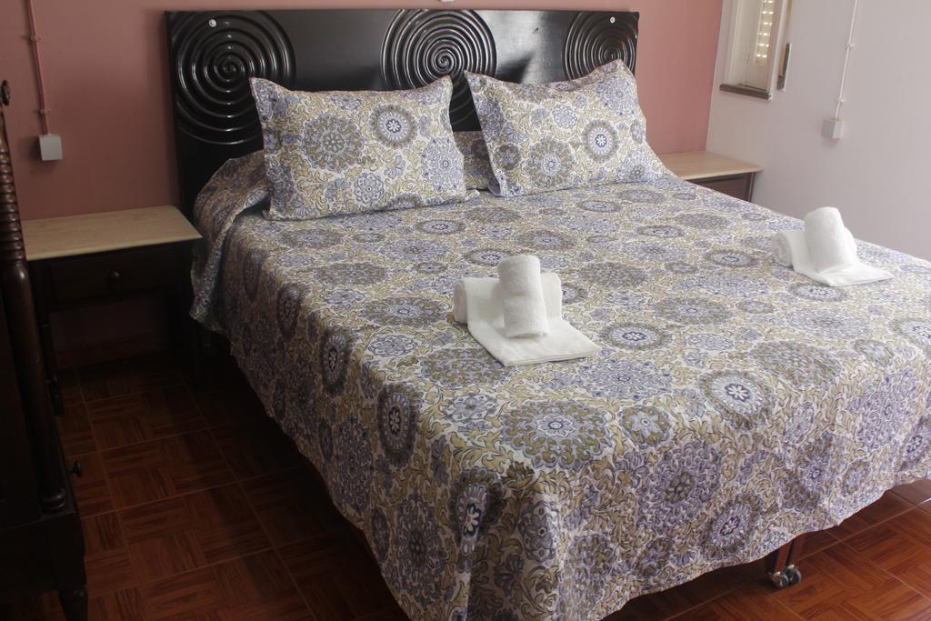 Lagos Central Hostel Bagian luar foto