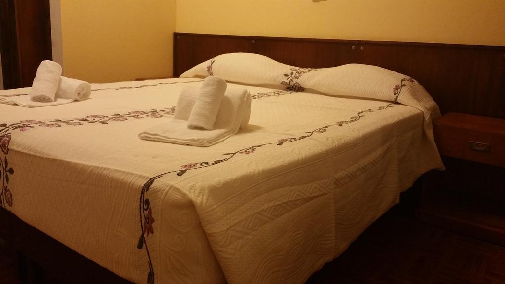 Lagos Central Hostel Bagian luar foto