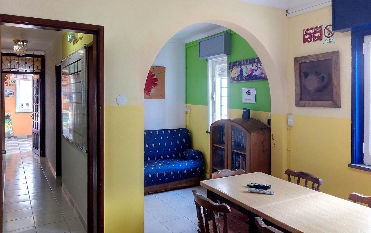 Lagos Central Hostel Bagian luar foto